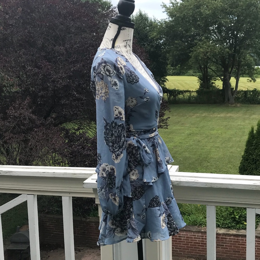 🎉HP🎉 love, FIRE Floral Wrap Ruffle Dress Blue Sm - Picture 2 of 6